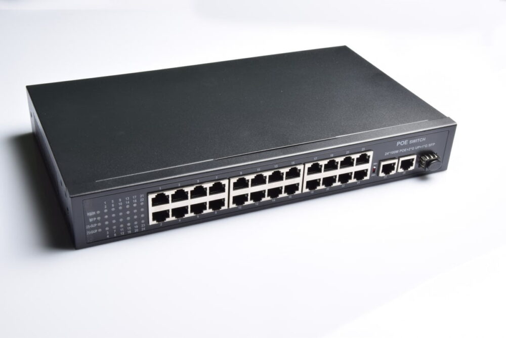 FortiSwitch 124F-POE